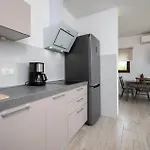 Luxurious In Golaš